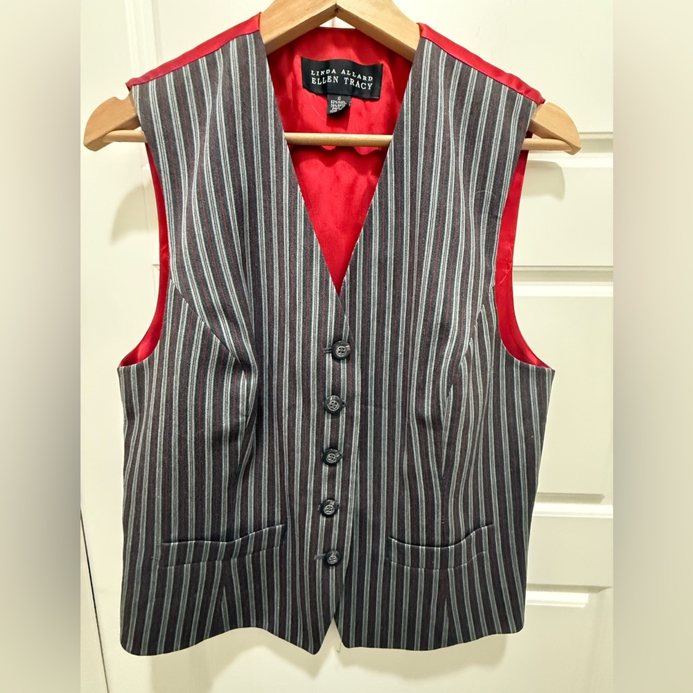 Ellen Tracy. Wool Striped Vest. Gray & Red. Size 10.